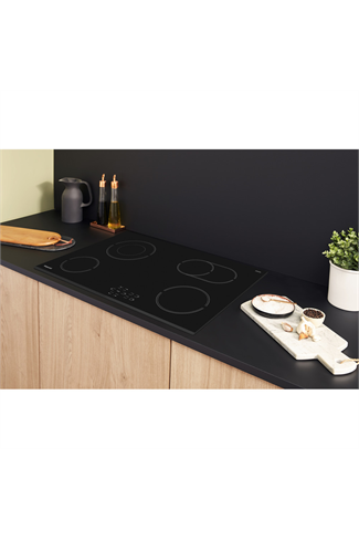 Hotpoint HR724BH 77cm Black Built-In Ceramic Hob