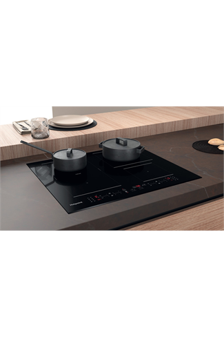 Hotpoint TB7960CBF 59cm Black Built-In Induction Hob