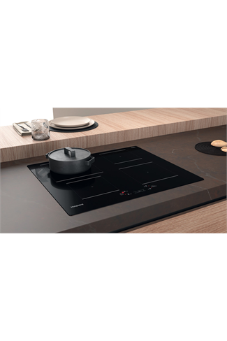 Hotpoint TQ1460SNE 59cm Black Built-In Induction Hob