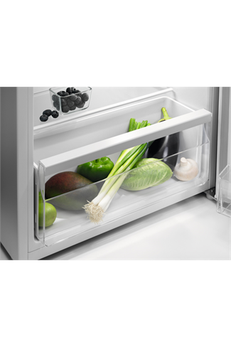 Zanussi ZXAN13FW0 56cm White Undercounter Larder Fridge