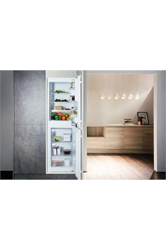 Hotpoint HMCB 50501 UK Integrated Fridge Freezer