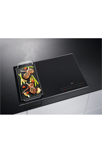 AEG IKE84441FB 80cm Induction Hob, 4 Cooking Sections including 2 MaxiSense zones with bridging fun