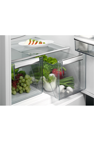 AEG SCE818E6NS Integrated No Frost fridge freezer, Twin Tech, 50:50 split, E Energy, LCD touch cont