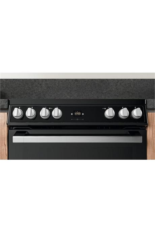 Indesit Id60c2ks 60cm Double Oven Electric Cooker With Ceramic Hob